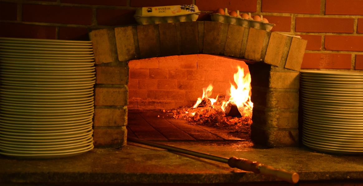 Restaurant Toscana Maribor oven